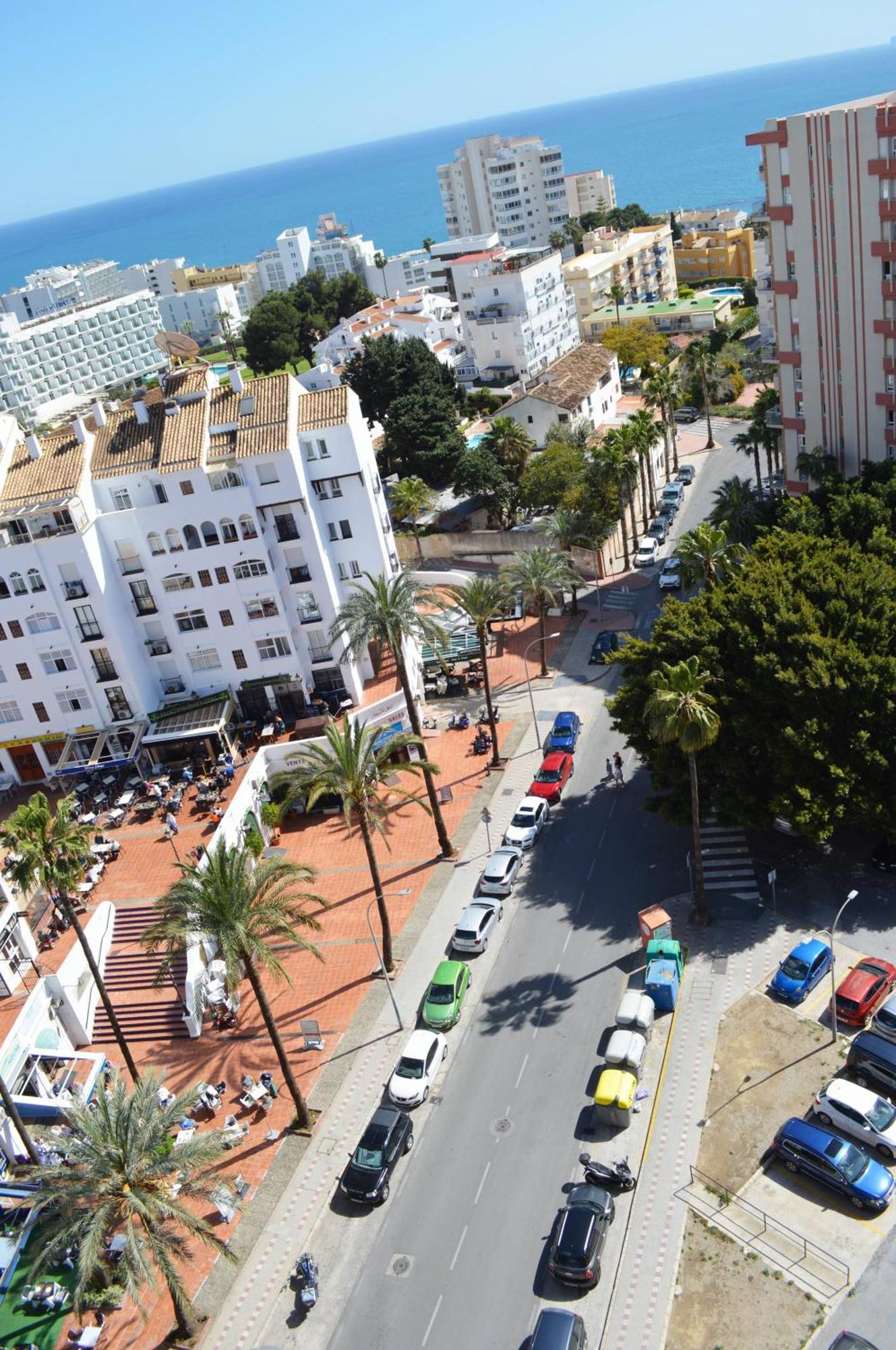 With Swimming Pool Open Year Benalmádena