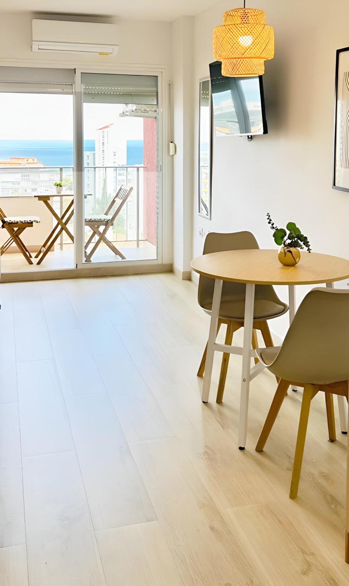 Apartment With Swimming Pool Open Year *
